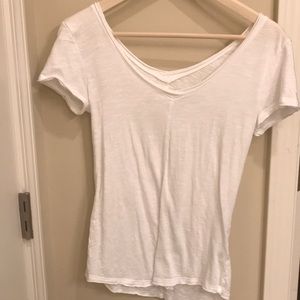 14th and Union plain white V-neck tee